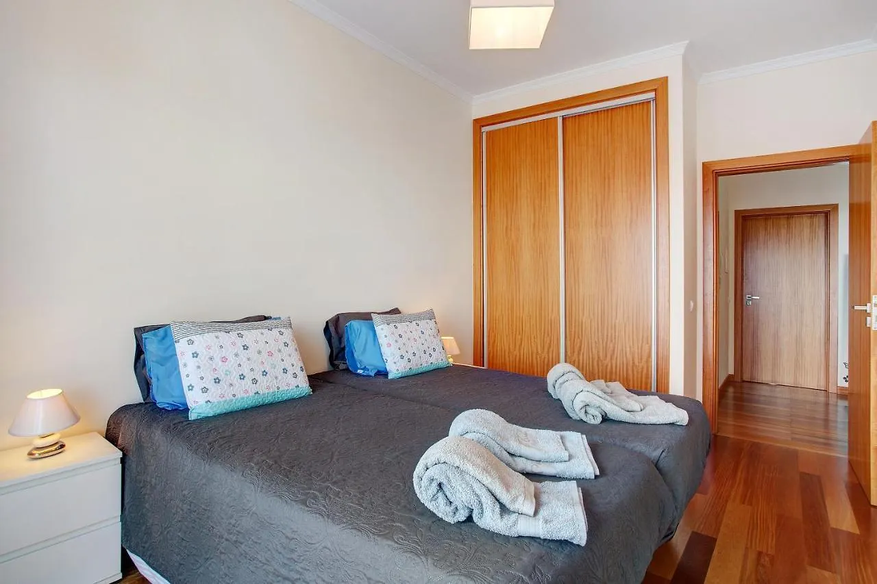 Holiday home Moradia Casa Feliz Villa Santa Cruz  Portugal